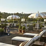 Villa Carlotta - 30 Day Requirement