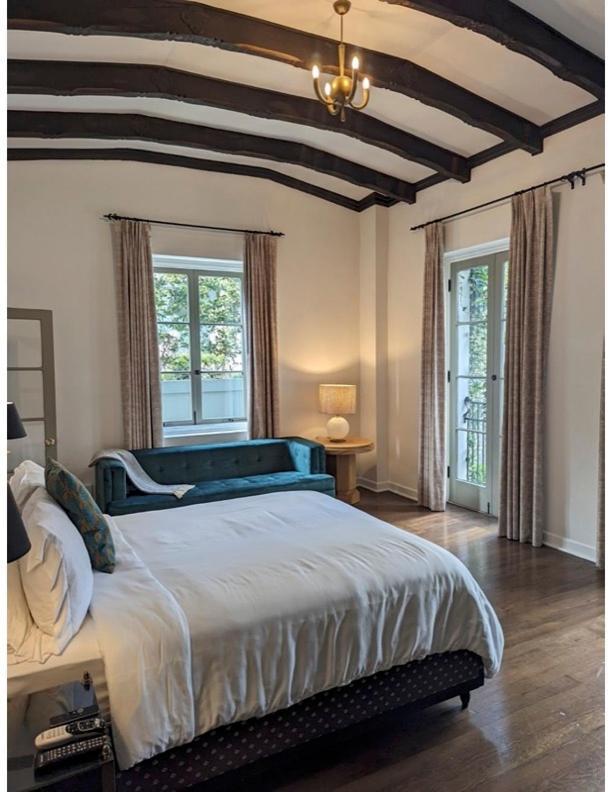 Appartamento Carlotta - 30 Day Requirement Los Angeles